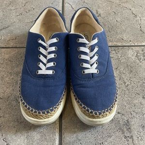 UGG Womens Sneakers Size: 7.5